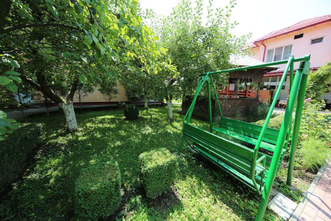Pensiunea Criveanu Horezu Exterior photo
